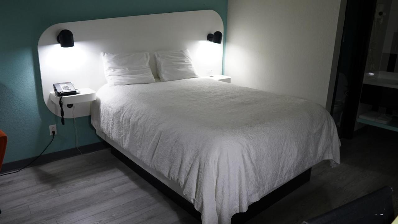 Hodler Inn Heavener Экстерьер фото