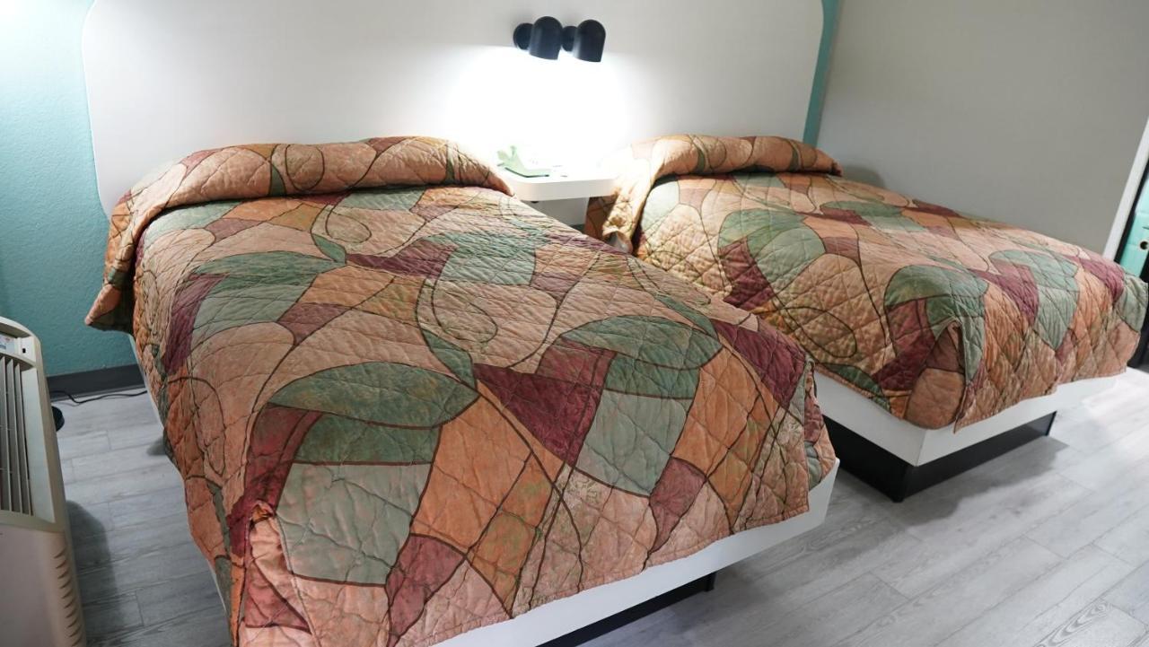 Hodler Inn Heavener Экстерьер фото