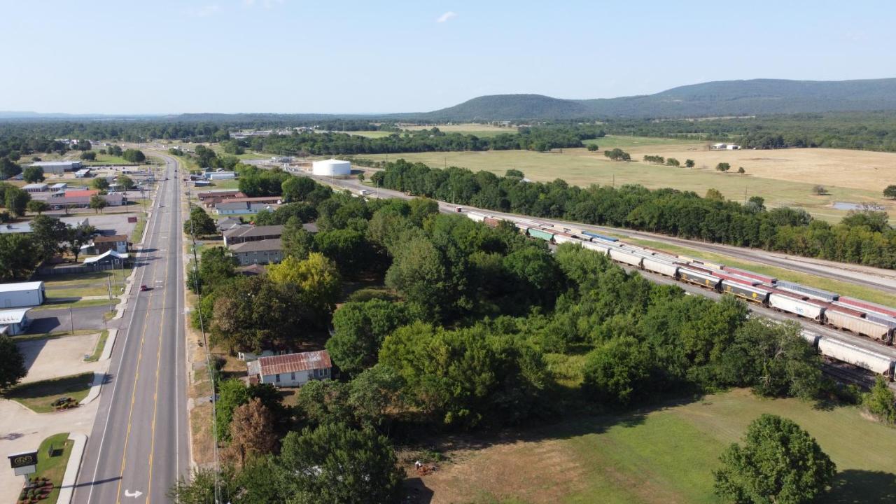 Hodler Inn Heavener Экстерьер фото